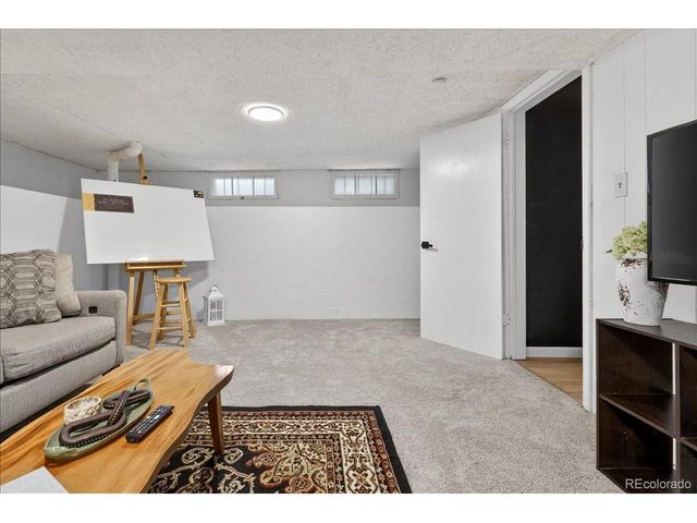 854 S Clarkson St, Denver, CO 80209