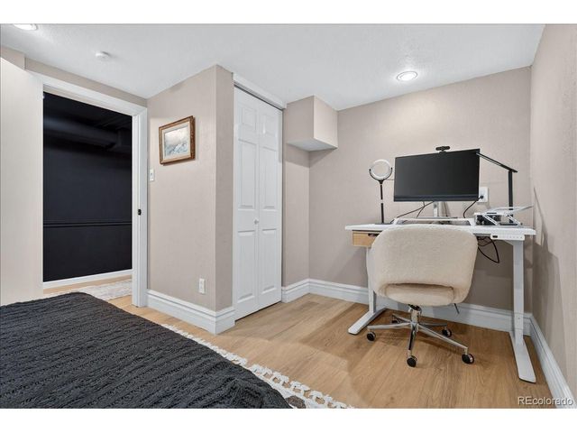 854 S Clarkson St, Denver, CO 80209