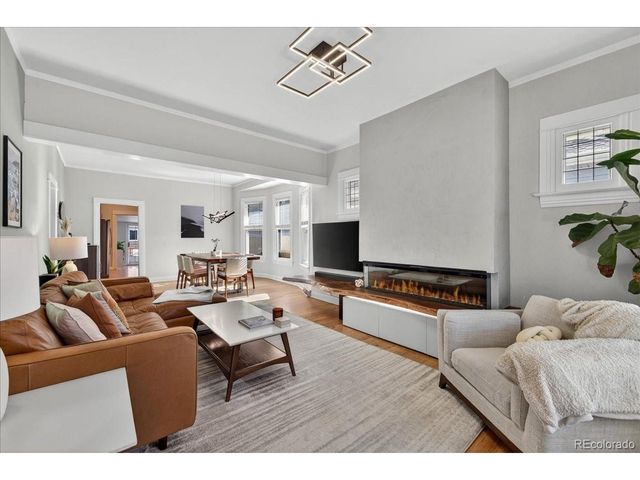 854 S Clarkson St, Denver, CO 80209