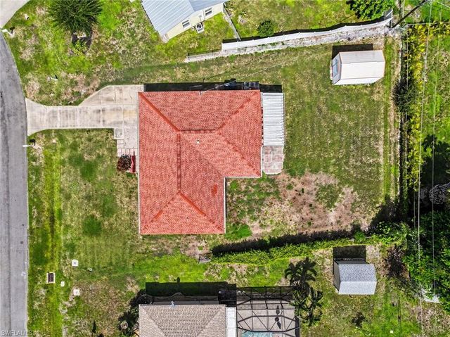 5411 Loyola LN, Fort Myers, FL 33908