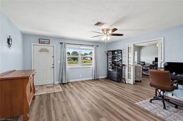 5411 Loyola LN, Fort Myers, FL 33908