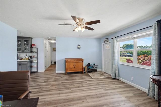 5411 Loyola LN, Fort Myers, FL 33908