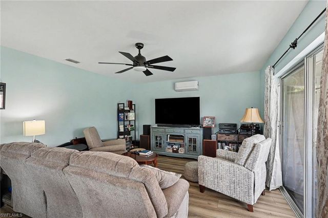 5411 Loyola LN, Fort Myers, FL 33908