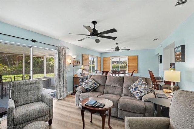 5411 Loyola LN, Fort Myers, FL 33908