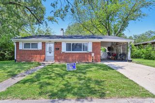 396 Thelma Court, Wheeling, IL 60090