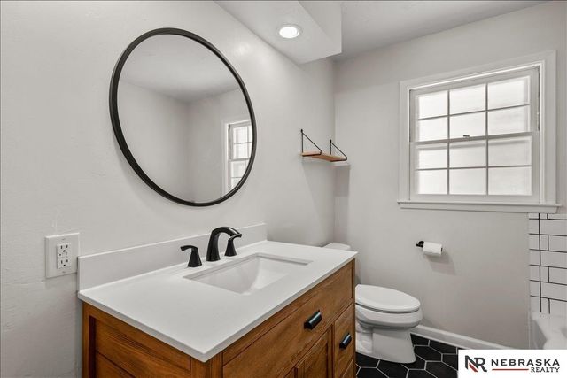 1734 S 41st Street, Lincoln, NE 68506