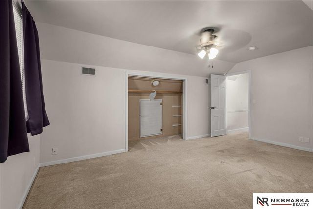 1734 S 41st Street, Lincoln, NE 68506