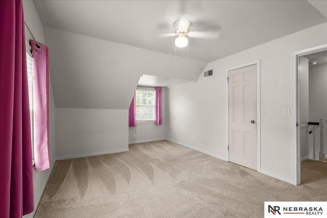 1734 S 41st Street, Lincoln, NE 68506