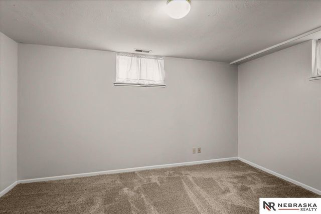 1734 S 41st Street, Lincoln, NE 68506
