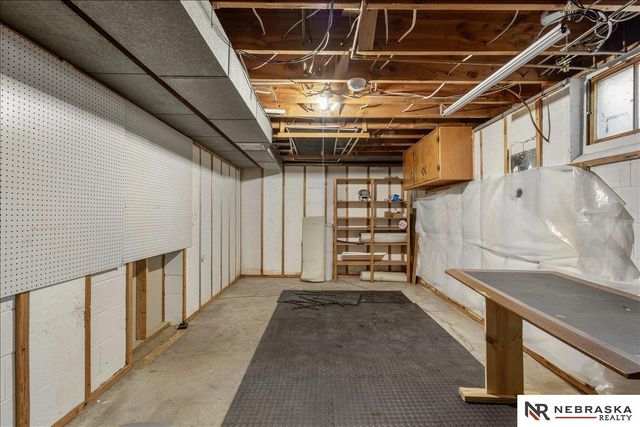 1734 S 41st Street, Lincoln, NE 68506
