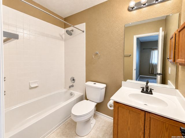 727 Caravel St, San Antonio, TX 78253