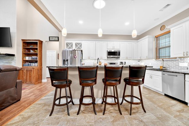 5230 Esquire Estates Road, Mabank, TX 75156