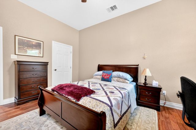 5230 Esquire Estates Road, Mabank, TX 75156