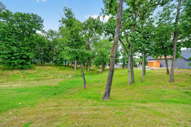 5230 Esquire Estates Road, Mabank, TX 75156