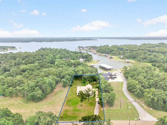 5230 Esquire Estates Road, Mabank, TX 75156