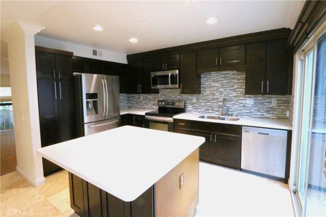 9 Morning Song, Irvine, CA 92603