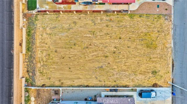 15036 Tournament, Helendale, CA 92342