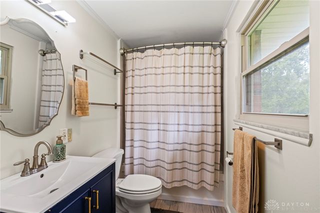 1310 Old Country Lane, Dayton, OH 45414