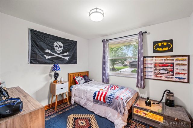 1310 Old Country Lane, Dayton, OH 45414