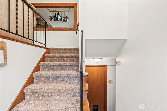 1310 Old Country Lane, Dayton, OH 45414