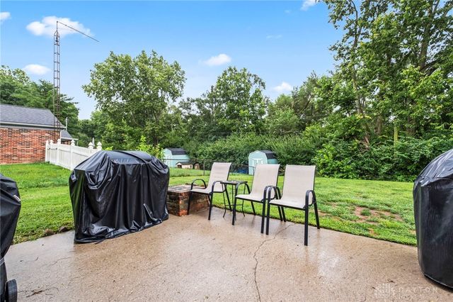 1310 Old Country Lane, Dayton, OH 45414