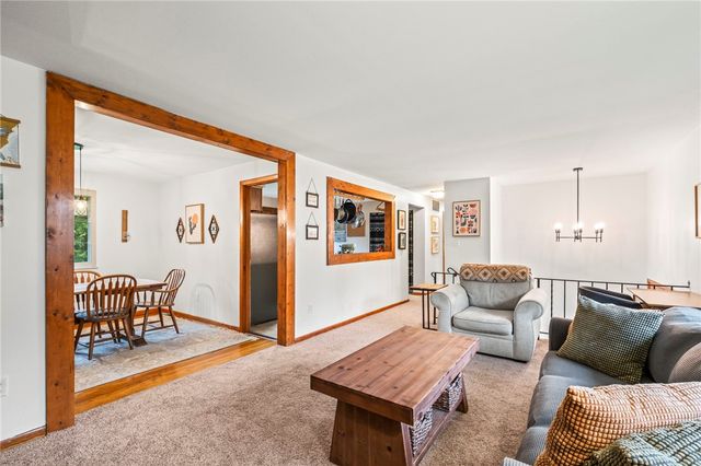 1310 Old Country Lane, Dayton, OH 45414