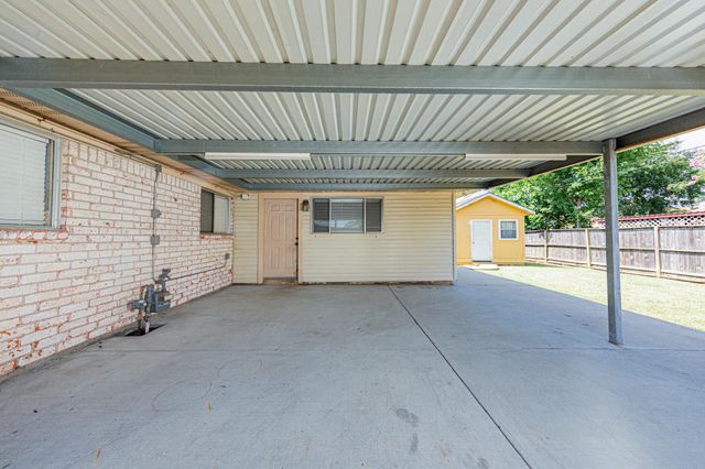 823 Parkhill Street, Channelview, TX 77530