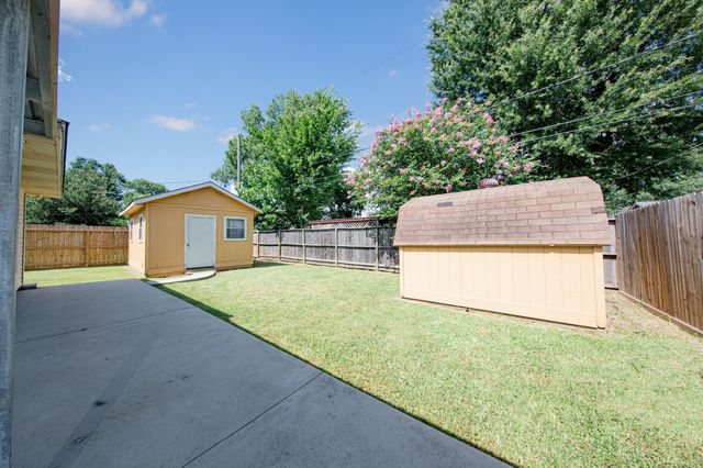 823 Parkhill Street, Channelview, TX 77530