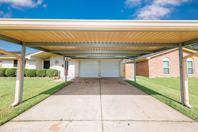 823 Parkhill Street, Channelview, TX 77530