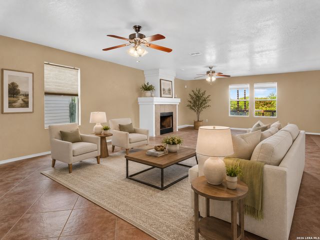 409 Hinge Loop, Cibolo, TX 78108