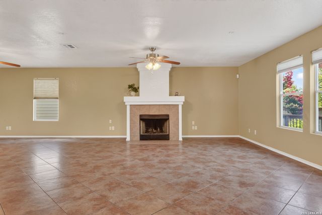 409 Hinge Loop, Cibolo, TX 78108