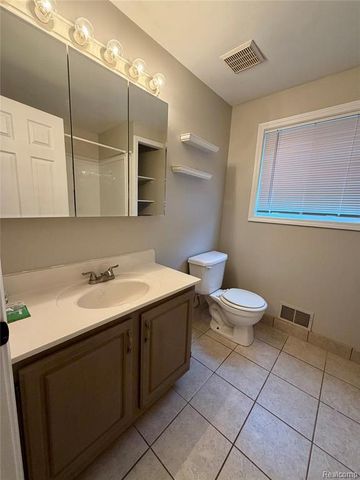 16006 Terrace Village Drive, Taylor, MI 48180