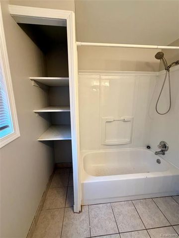 16006 Terrace Village Drive, Taylor, MI 48180