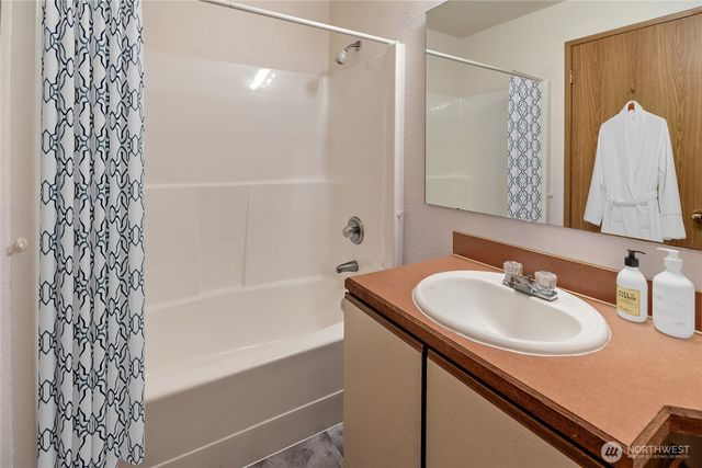 9326 Northwood Drive SE, Olympia, WA 98513