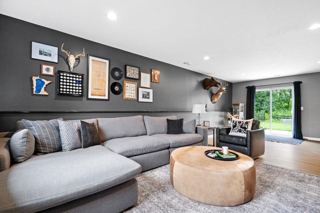 420 Eagle Street NW, Isanti, MN 55040