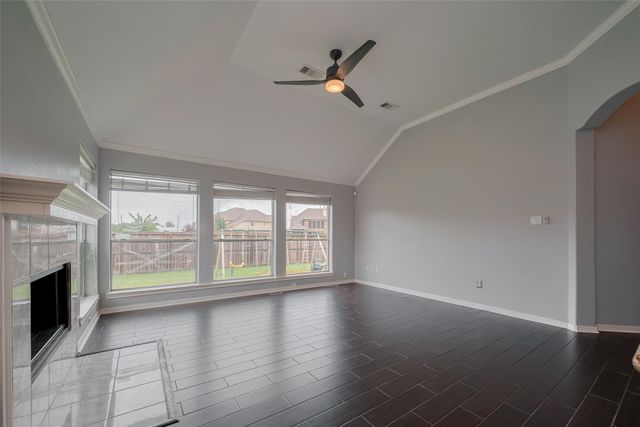 311 N Esplanade Lane, Stafford, TX 77477