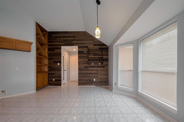 311 N Esplanade Lane, Stafford, TX 77477
