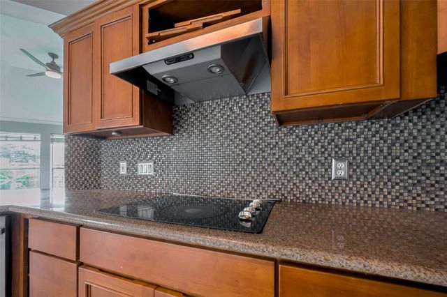311 N Esplanade Lane, Stafford, TX 77477