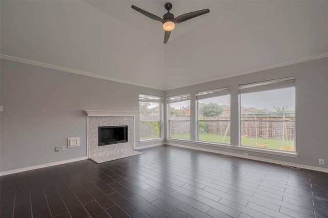 311 N Esplanade Lane, Stafford, TX 77477