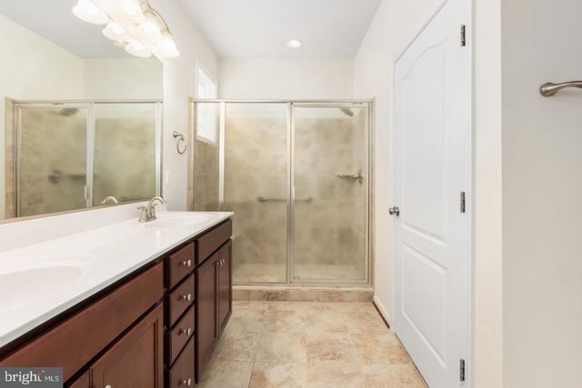 9627 HILLCREST DR, Fredericksburg, VA 22407