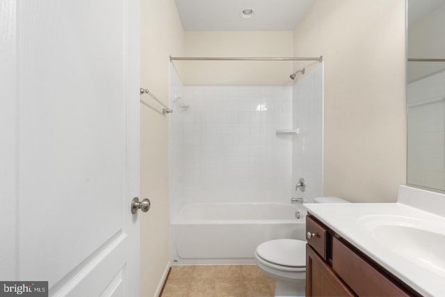 9627 HILLCREST DR, Fredericksburg, VA 22407