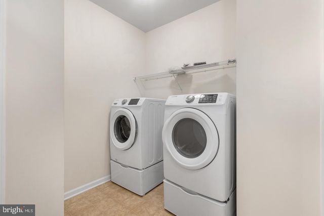 9627 HILLCREST DR, Fredericksburg, VA 22407
