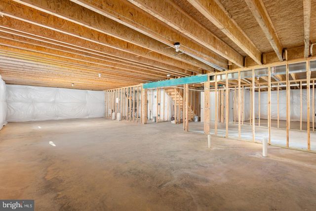 9627 HILLCREST DR, Fredericksburg, VA 22407