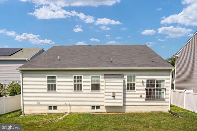 9627 HILLCREST DR, Fredericksburg, VA 22407