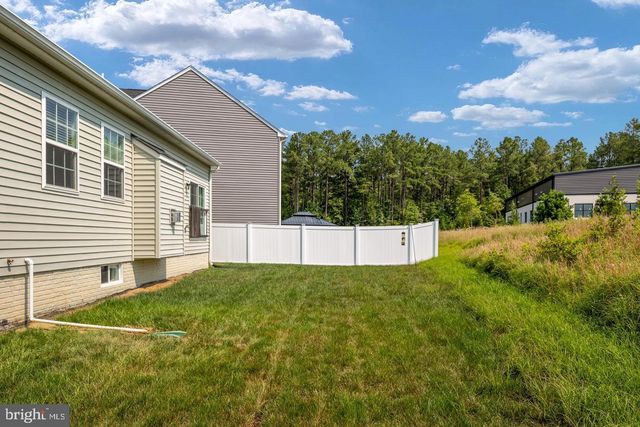 9627 HILLCREST DR, Fredericksburg, VA 22407