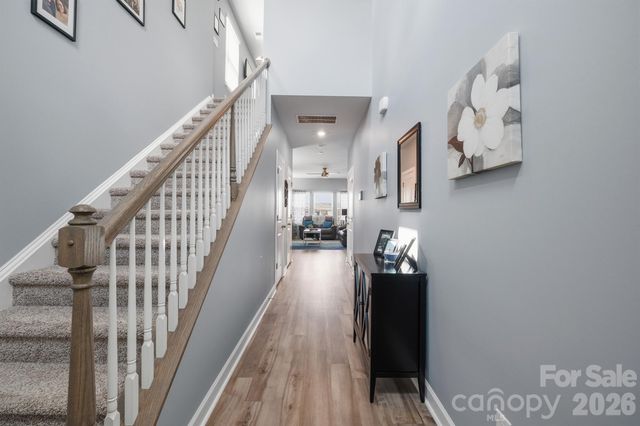 2010 Red Ash Drive, Charlotte, NC 28215