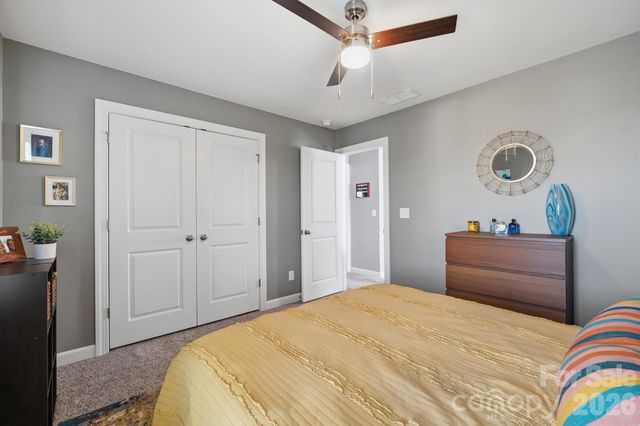 2010 Red Ash Drive, Charlotte, NC 28215