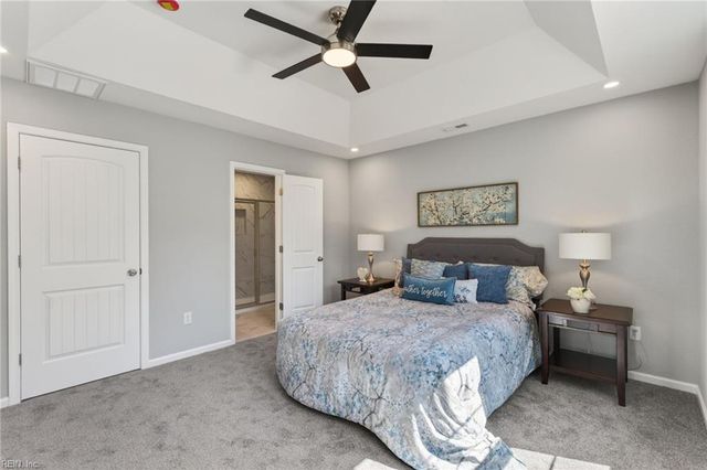 28 Harrell DR, Suffolk, VA 23434