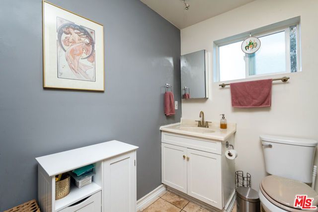 1556 Rollins Drive, Los Angeles, CA 90063