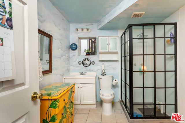 1556 Rollins Drive, Los Angeles, CA 90063